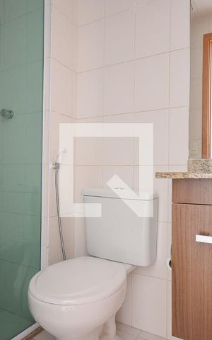 Apartamento para alugar com 62m², 2 quartos e 2 vagas Apartamento para alugar com 62m², 2 quartos e 2 vagasBanheiro