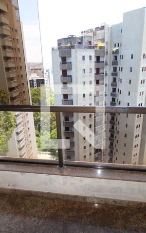 Apartamento para alugar com 500m², 4 quartos e 5 vagasVaranda