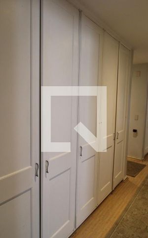 Apartamento para alugar com 500m², 4 quartos e 5 vagasBanheiro Corredor