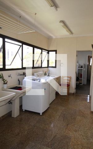 Apartamento para alugar com 500m², 4 quartos e 5 vagasÁrea de Serviço