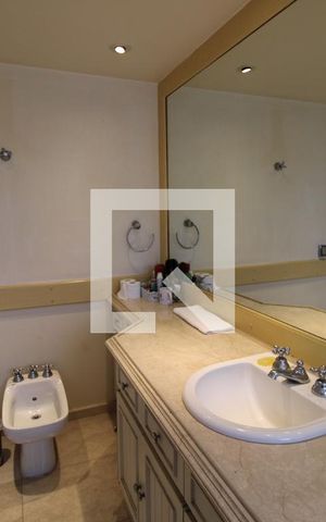 Apartamento para alugar com 500m², 4 quartos e 5 vagasBanheiro da Suíte 2