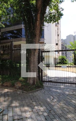 Apartamento para alugar com 500m², 4 quartos e 5 vagasFachada