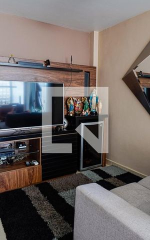 Apartamento à venda com 216m², 3 quartos e 2 vagas Apartamento à venda com 216m², 3 quartos e 2 vagasSala