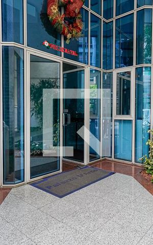 Apartamento à venda com 216m², 3 quartos e 2 vagas Apartamento à venda com 216m², 3 quartos e 2 vagasEntrada