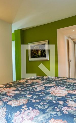 Apartamento à venda com 216m², 3 quartos e 2 vagas Apartamento à venda com 216m², 3 quartos e 2 vagasSuite