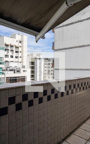 Apartamento à venda com 216m², 3 quartos e 2 vagas Apartamento à venda com 216m², 3 quartos e 2 vagasSuite