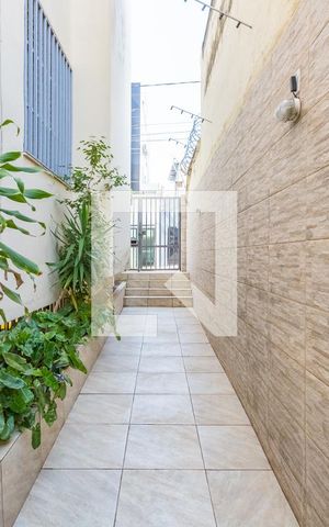 Apartamento para alugar com 120m², 3 quartos e 1 vaga Apartamento para alugar com 120m², 3 quartos e 1 vagaEntrada