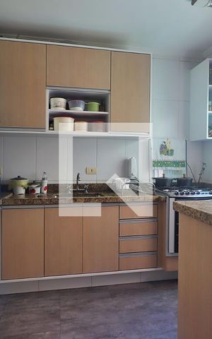 Apartamento à venda com 100m², 2 quartos e 1 vagaCozinha