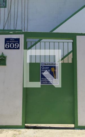 Studio para alugar com 25m², 1 quarto e sem vagaPlaca na fachada do condomínio