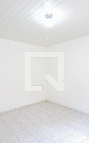 Casa à venda com 298m², 5 quartos e 5 vagas Casa à venda com 298m², 5 quartos e 5 vagasQuarto 3
