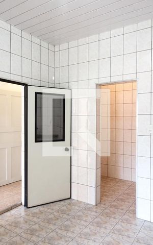 Casa à venda com 298m², 5 quartos e 5 vagas Casa à venda com 298m², 5 quartos e 5 vagasCozinha