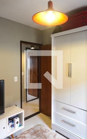 Casa de condomínio à venda com 105m², 3 quartos e 2 vagas Casa de condomínio à venda com 105m², 3 quartos e 2 vagasQuarto