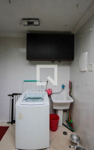Casa de condomínio à venda com 105m², 3 quartos e 2 vagas Casa de condomínio à venda com 105m², 3 quartos e 2 vagasÁrea de Serviço