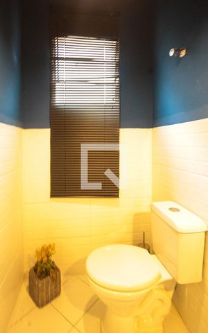 Casa de condomínio à venda com 105m², 3 quartos e 2 vagas Casa de condomínio à venda com 105m², 3 quartos e 2 vagasLavabo