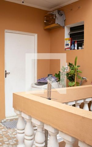 Casa à venda com 330m², 3 quartos e 1 vagaÁrea de Serviço 
