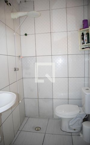 Casa à venda com 330m², 3 quartos e 1 vagaBanheiro 2