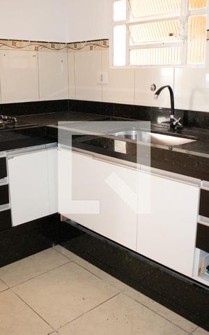 Casa à venda com 330m², 3 quartos e 1 vagaCozinha 1