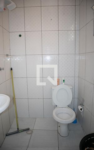 Casa à venda com 330m², 3 quartos e 1 vagaBanheiro 3