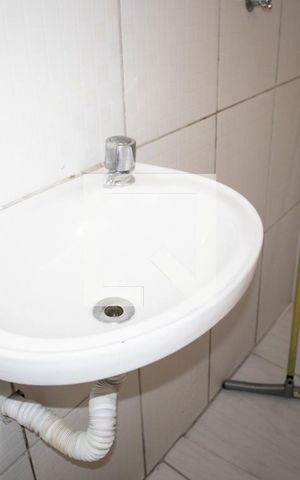 Casa à venda com 330m², 3 quartos e 1 vagaBanheiro 3