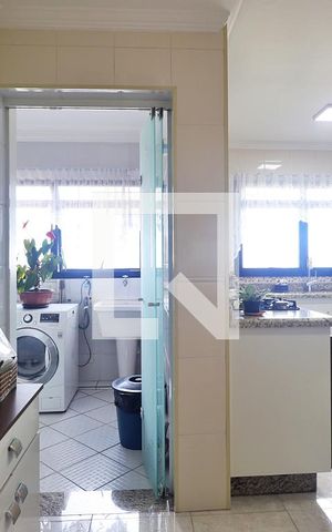 Apartamento à venda com 143m², 3 quartos e 2 vagasCozinha