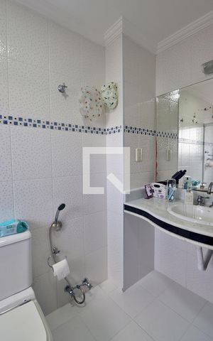 Apartamento à venda com 143m², 3 quartos e 2 vagasSuíte 1 - Banheiro do Quarto 2
