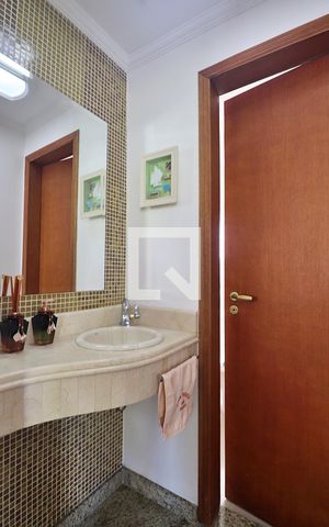 Apartamento à venda com 143m², 3 quartos e 2 vagasBanheiro Social