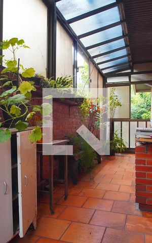 Casa à venda com 591m², 5 quartos e 3 vagasPátio 