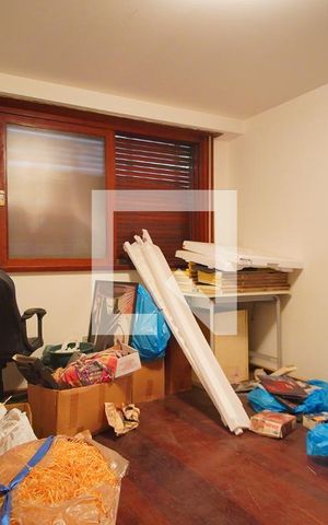 Casa à venda com 591m², 5 quartos e 3 vagasQuarto 4