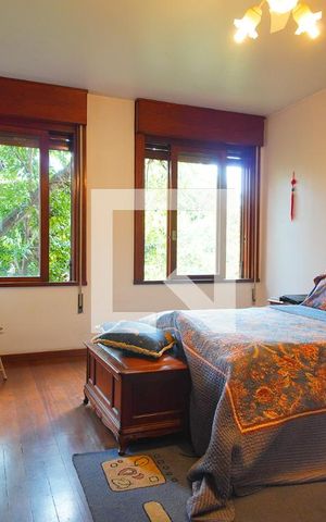 Casa à venda com 591m², 5 quartos e 3 vagasQuarto Suíte 