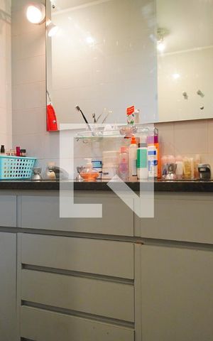 Casa à venda com 591m², 5 quartos e 3 vagasBanheiro  suíte 