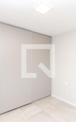 Apartamento para alugar com 92m², 3 quartos e 2 vagas Apartamento para alugar com 92m², 3 quartos e 2 vagasSuíte