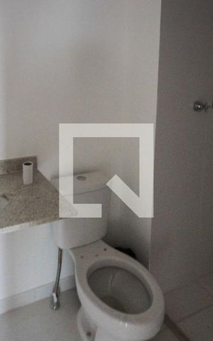 Apartamento à venda com 50m², 2 quartos e sem vaga Apartamento à venda com 50m², 2 quartos e sem vagaBanheiro