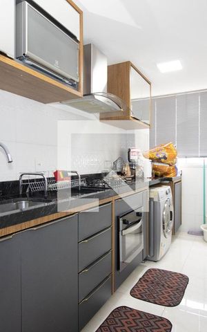 Apartamento à venda com 54m², 2 quartos e 1 vagaCozinha e Área de Serviço