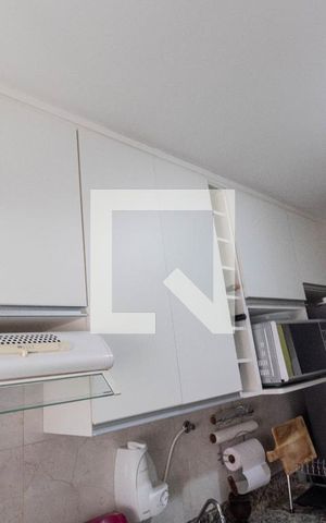 Apartamento à venda com 51m², 2 quartos e 1 vaga Apartamento à venda com 51m², 2 quartos e 1 vagaCozinha - Armários
