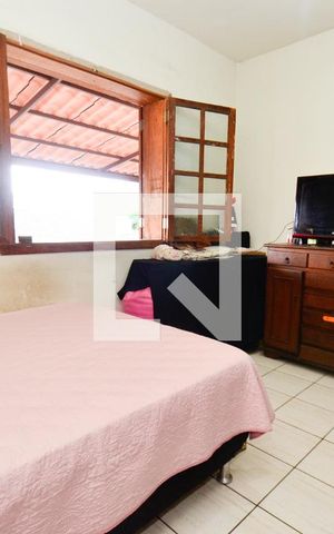 Casa à venda com 320m², 4 quartos e 3 vagas Casa à venda com 320m², 4 quartos e 3 vagasQuarto1/suite