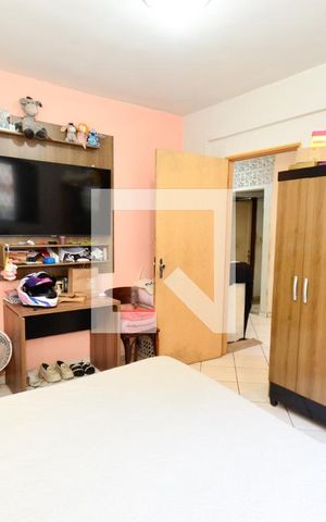 Casa à venda com 320m², 4 quartos e 3 vagas Casa à venda com 320m², 4 quartos e 3 vagasQuarto4
