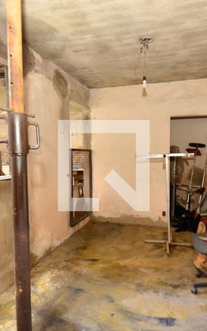 Casa à venda com 320m², 4 quartos e 3 vagas Casa à venda com 320m², 4 quartos e 3 vagasArea externa