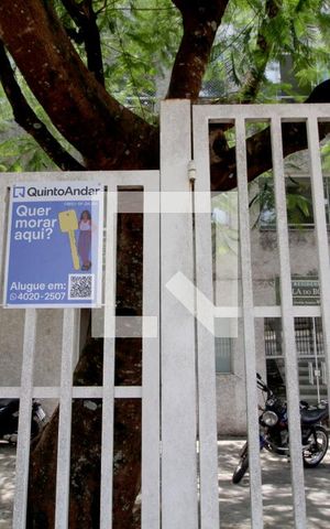 Apartamento para alugar com 65m², 2 quartos e 1 vagaFachada
