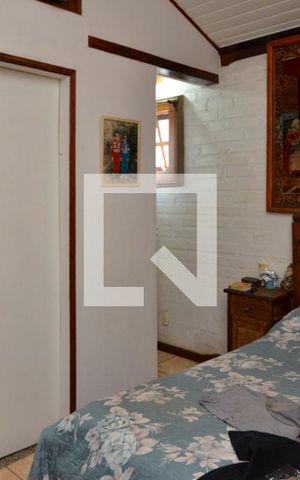 Casa de condomínio à venda com 80m², 2 quartos e 1 vaga Casa de condomínio à venda com 80m², 2 quartos e 1 vagaSuite