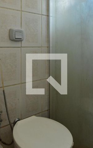 Casa de condomínio à venda com 80m², 2 quartos e 1 vaga Casa de condomínio à venda com 80m², 2 quartos e 1 vagaBanheiro