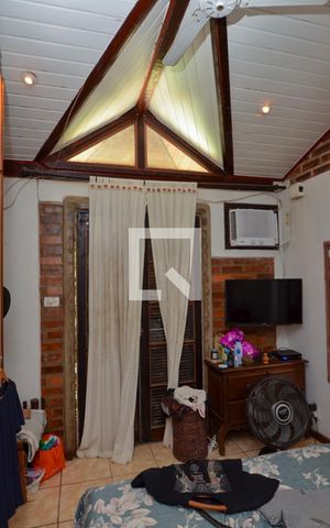 Casa de condomínio à venda com 80m², 2 quartos e 1 vaga Casa de condomínio à venda com 80m², 2 quartos e 1 vagaSuite