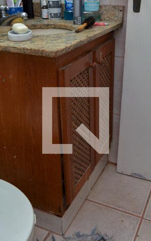 Casa de condomínio à venda com 80m², 2 quartos e 1 vaga Casa de condomínio à venda com 80m², 2 quartos e 1 vagaBanheiro da Suíte