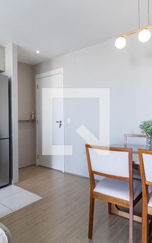 Apartamento à venda com 55m², 2 quartos e 1 vaga Apartamento à venda com 55m², 2 quartos e 1 vagaSala
