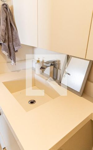 Apartamento à venda com 55m², 2 quartos e 1 vaga Apartamento à venda com 55m², 2 quartos e 1 vagaBanheiro da Suíte