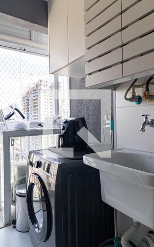 Apartamento à venda com 55m², 2 quartos e 1 vaga Apartamento à venda com 55m², 2 quartos e 1 vagaLavanderia