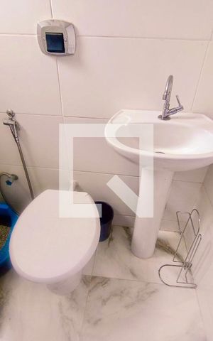 Apartamento à venda com 75m², 3 quartos e 1 vaga Apartamento à venda com 75m², 3 quartos e 1 vagaBanheiro serviço