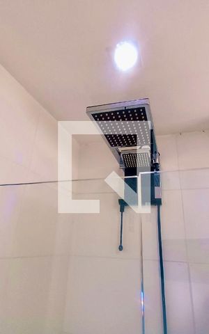 Apartamento à venda com 75m², 3 quartos e 1 vaga Apartamento à venda com 75m², 3 quartos e 1 vagaBanheiro social