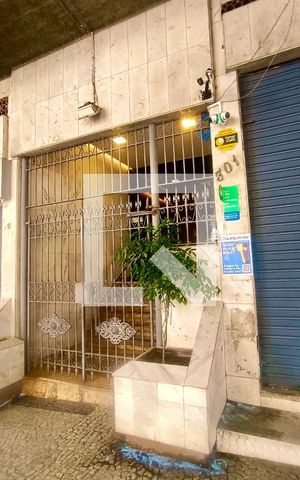 Apartamento à venda com 75m², 3 quartos e 1 vaga Apartamento à venda com 75m², 3 quartos e 1 vagaFachada com cartaz QA.