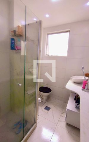 Apartamento à venda com 75m², 3 quartos e 1 vaga Apartamento à venda com 75m², 3 quartos e 1 vagaBanheiro social