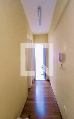 Apartamento à venda com 75m², 3 quartos e 1 vaga Apartamento à venda com 75m², 3 quartos e 1 vagaCorredor